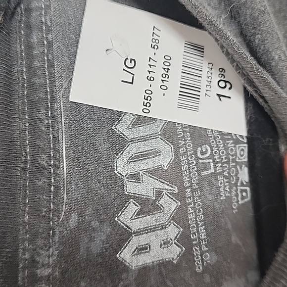 3/$25 NWT AC⚡️DC Tshirt - Picture 2 of 3